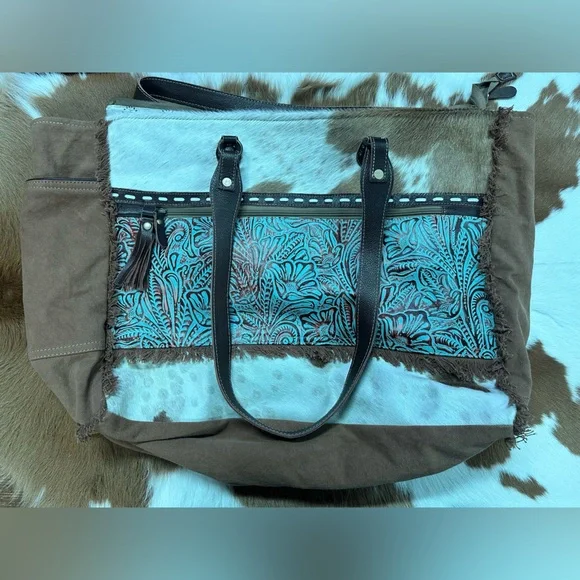 Rustic Azure Cow hide Bag and Tote bag (Myra Bag) - Picture 1 of 2